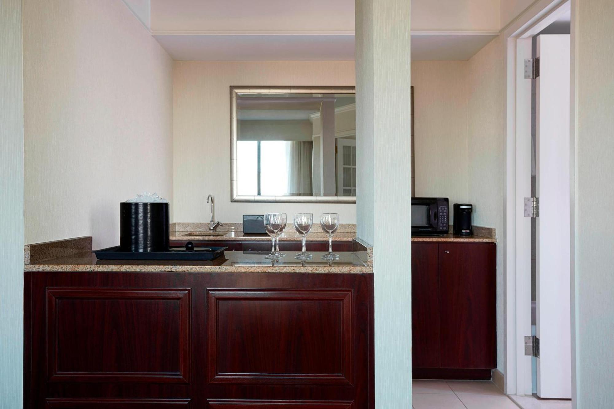 Washington Dulles Marriott Suites Herndon Eksteriør bilde